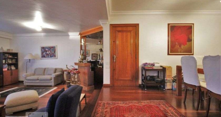 Apartamento à Venda - Real Parque, 4 Quartos,  206 m2