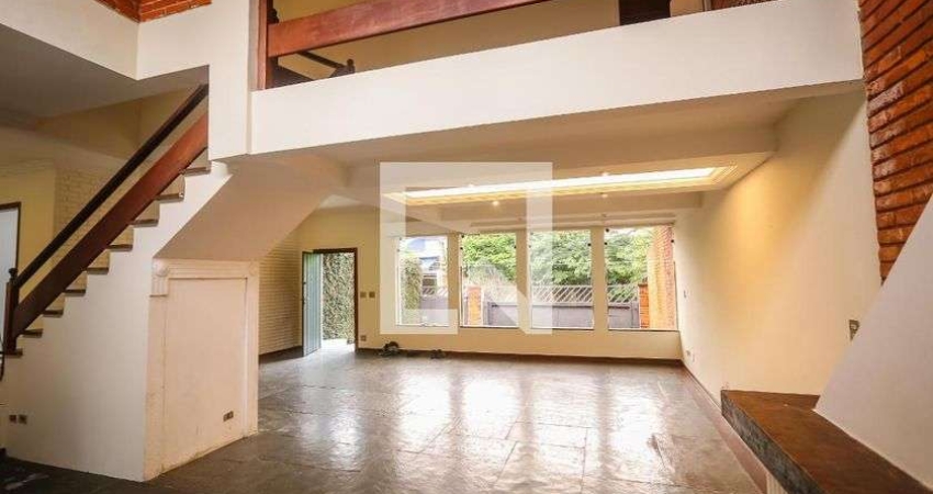 Casa à Venda - Jardim Londrina, 4 Quartos,  322 m2