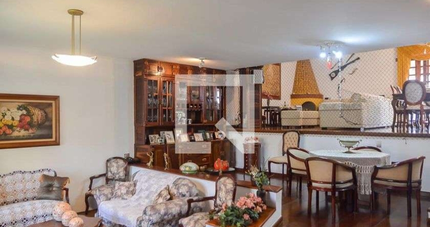 Casa à Venda - Nova Petrópolis, 4 Quartos,  333 m2