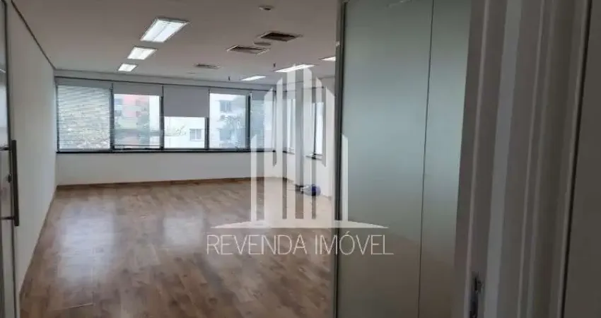 Conjunto Comercial no Itaim Bibi de 1 Sala com 3 Vagas - 100m² para Alugar