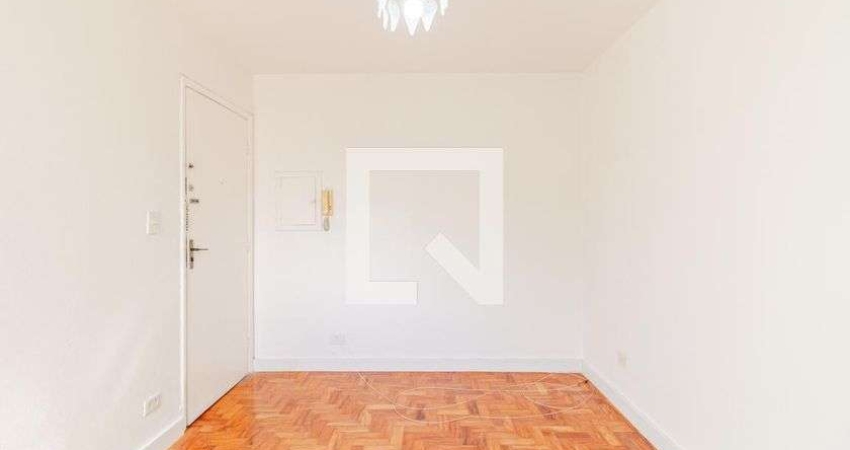 Apartamento à Venda - Vila Madalena, 2 Quartos,  64 m2