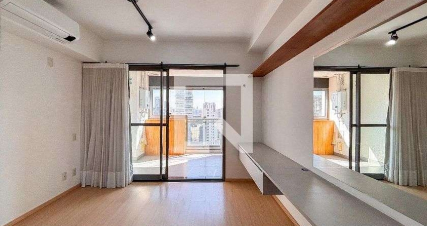 Apartamento à Venda - Vila Madalena, 1 Quarto,  80 m2