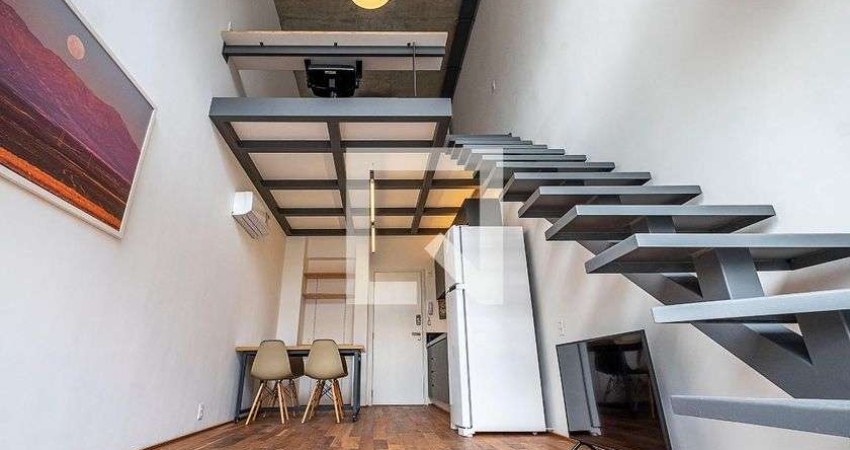 Apartamento à Venda - Vila Madalena, 1 Quarto,  43 m2