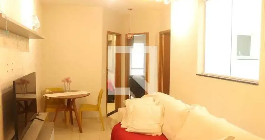 Apartamento à Venda - Santa Maria, 2 Quartos,  53 m2