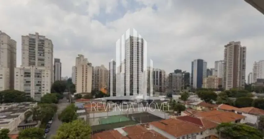 Apartamento para locação no Brooklin Paulista, São Paulo-SP: 3 quartos, 1 suíte, 1 sala, 3 banheiros, 2 vagas de garagem.