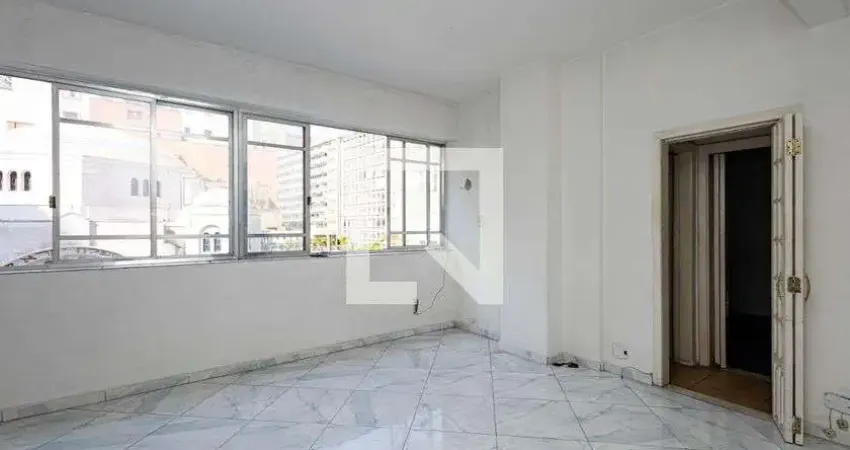 Apartamento com 2 quartos à venda na Rua Martinho Prado, --, Bela Vista, São Paulo