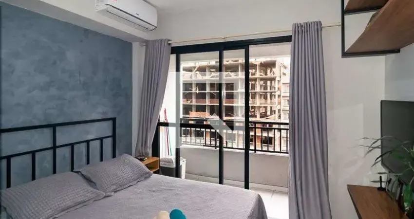 Apartamento à venda na Rua Álvaro de Carvalho, --, Consolação, São Paulo