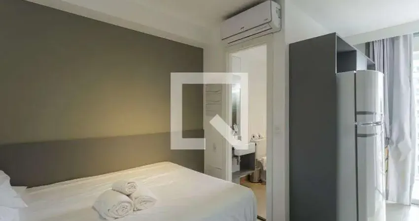 Kitnet / Stúdio à venda na Avenida dos Imarés, --, Moema, São Paulo