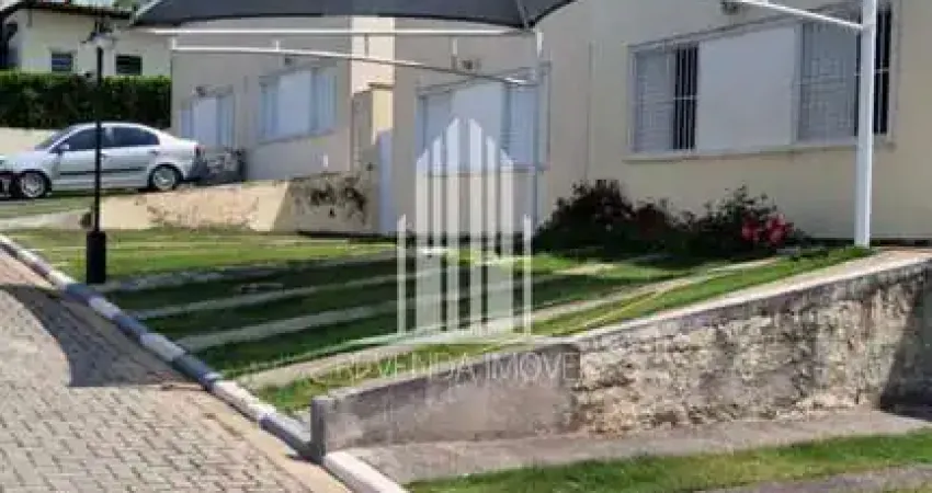 Casa à venda em cotia-sp, bairro chácara tropical: 3 quartos, 1 sala, 1 banheiro, 2 vagas, 110m². aproveite!