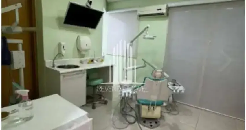 Conjunto comercial à venda em são paulo-sp, no bairro conj. residencial josé bonifácio! 5 salas, 1 banheiro, 2 vagas.