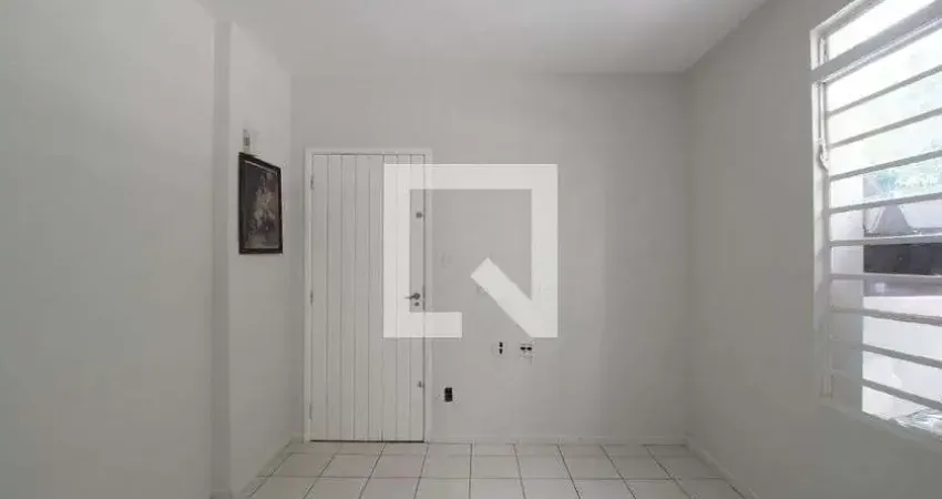 Casa com 2 quartos à venda na Rua Valdomiro Gabriel de Melo, --, Chácara Agrindus, Taboão da Serra