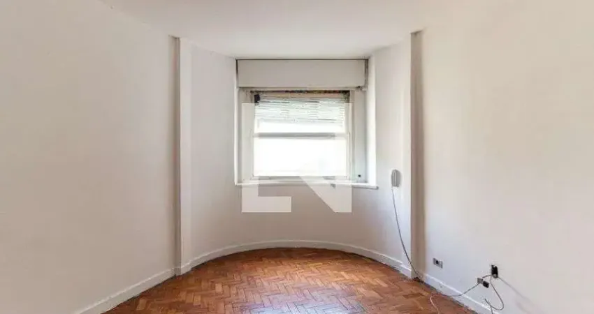 Kitnet / Stúdio à venda na Rua Vinte e Quatro de Maio, --, Centro, São Paulo