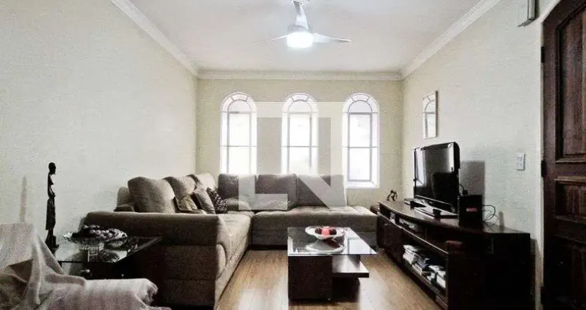 Casa com 3 quartos à venda na Rua Benedito da Fonseca Rondon, --, Vila Mangalot, São Paulo