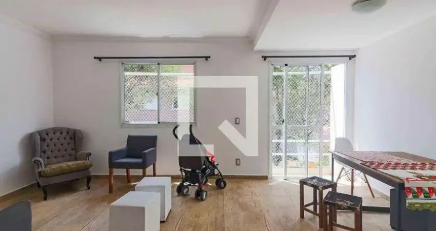 Casa em condomínio fechado com 3 quartos à venda na Rua Vitorino Alves Moitinho, --, Cidade São Francisco, São Paulo