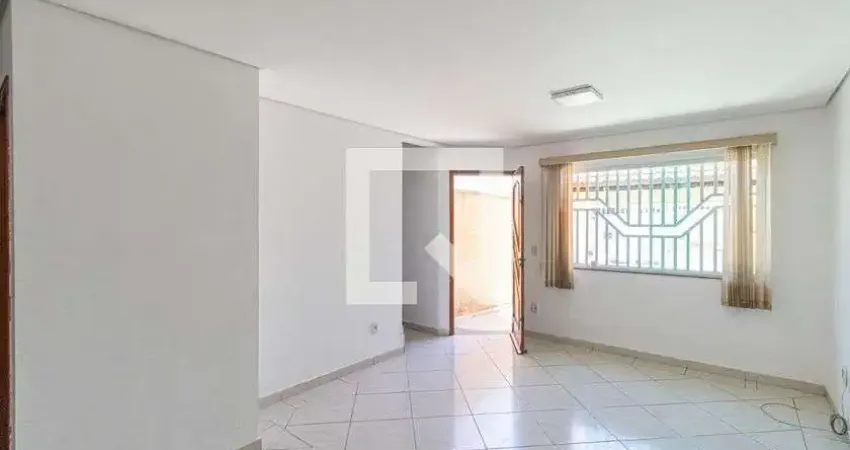 Casa com 3 quartos à venda na Rua Benedito Otoni, --, Vila Ré, São Paulo