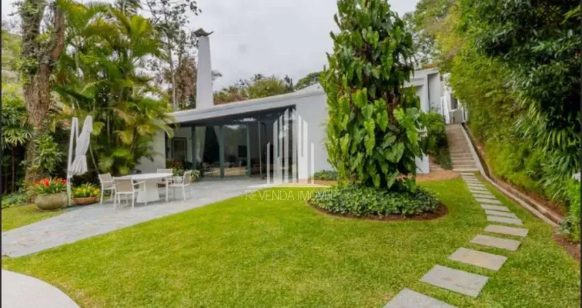 Luxuosa casa para venda no morumbi, são paulo-sp: 4 quartos, 4 suítes, 4 salas, 3 banheiros, 8 vagas, 422m².