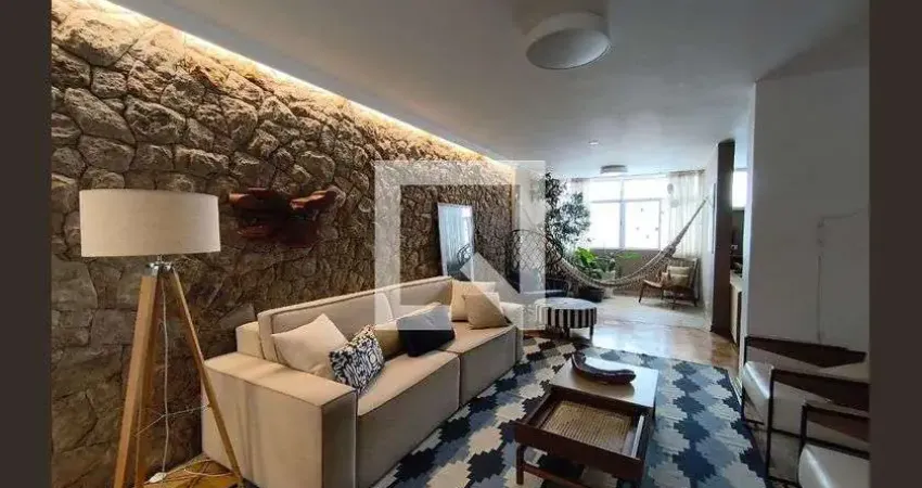 Casa com 3 quartos à venda na Rua Ingles de Sousa, --, Cambuci, São Paulo