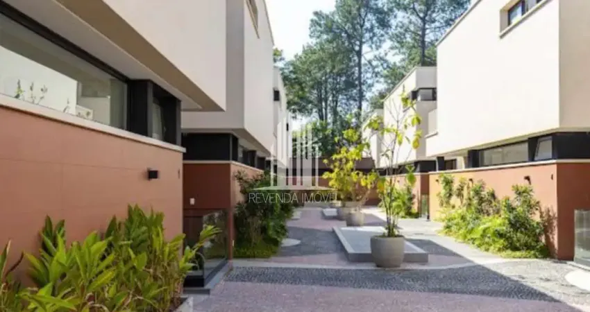 Luxuosa casa em condomínio à venda em são paulo-sp, jardim cordeiro: 4 quartos, 4 suítes, 6 banheiros, 4 vagas, 531m².