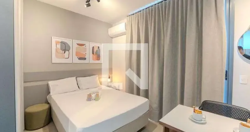 Kitnet / Stúdio à venda na Rua Frei Caneca, --, Consolação, São Paulo