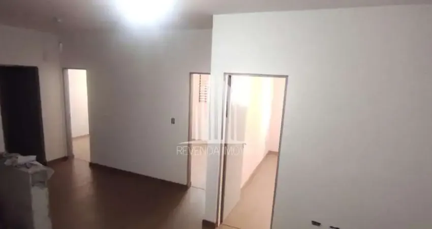 Apartamento à venda em Embu das Artes-SP, Chácaras Caxingui: 3 quartos, 1 sala, 1 banheiro, 65m². Agende já sua visita!