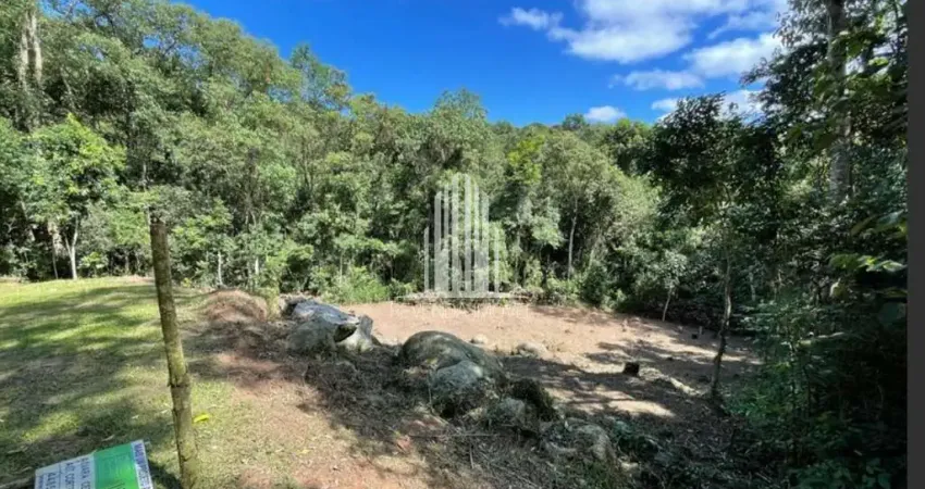 Terreno à venda em Mairiporã-SP, bairro Caraguatá, com 1.930 m² de área, oportunidade única!