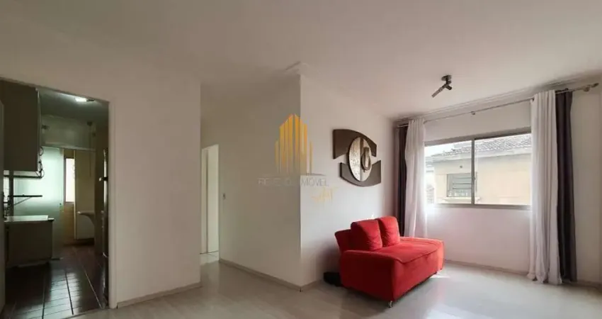 Imperdível! Apartamento à venda em São Paulo-SP, na Vila Monumento: 2 quartos, 1 banheiro, 1 vaga de garagem, 52m².