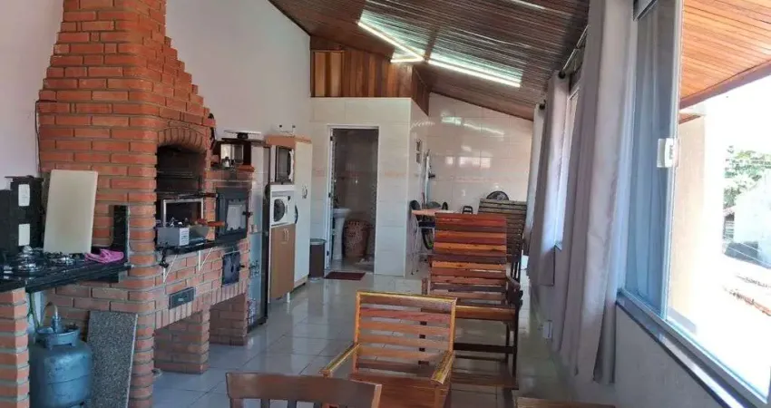 Linda casa em  - sorocaba com 2 dorm  suíte troca por praia de menor valor.