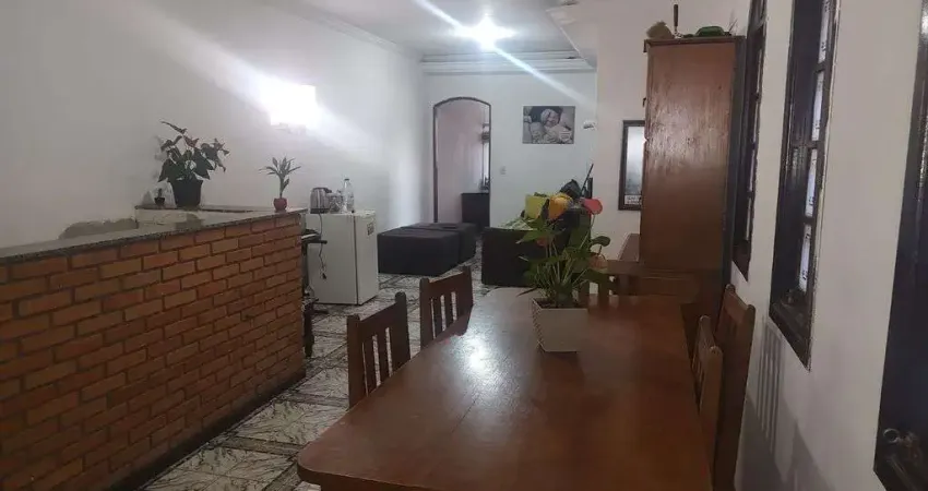 Sobrado amplo em sorocaba, tem potencial para residencial ou comercial