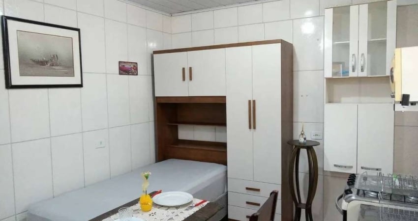 Alugo Kitnet Mobiliada 20m² no Jardim Tres Irmãos Taboão da Serra - SP