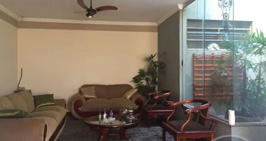 Casa com 3 dormitórios à venda, 280 m² por R$ 630.000,00 - Jardim Paulistano - Ribeirão Preto/SP