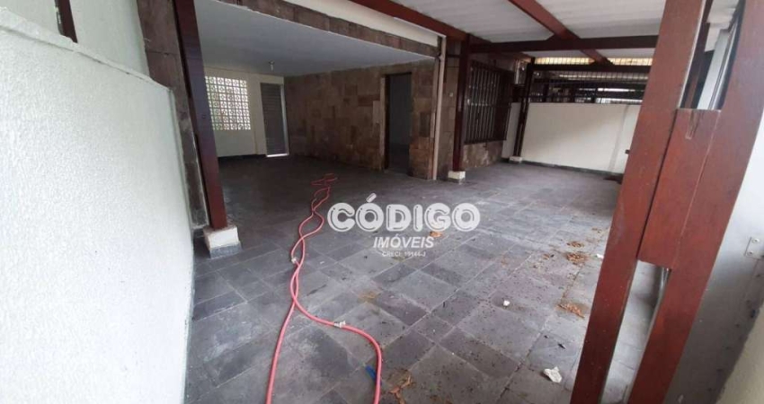 Sobrado com 2 dormitórios para alugar, 200 m² por R$ 3.100,00/mês - Vila Sorocabana - Guarulhos/SP