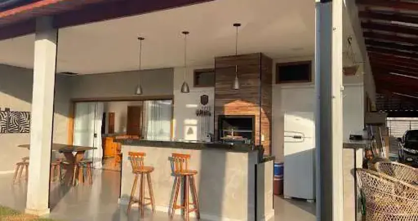 Chácara com 3 dormitórios à venda, 1000 m² por R$ 950.000,00 - Freguesia da Escada - Guararema/SP