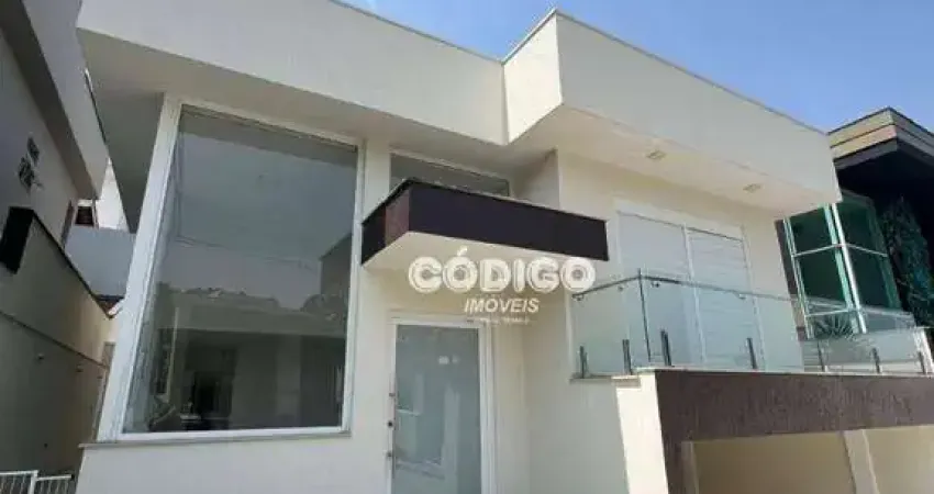 Sobrado com 3 quartos para alugar, 260 m² por R$ 13.000/mês - Residencial Real Park - Arujá/SP