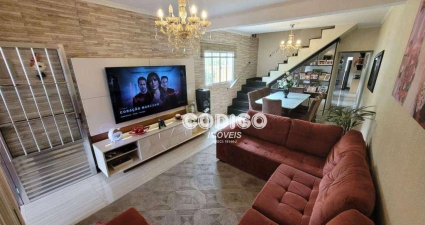 Sobrado com 3 dormitórios à venda, 300 m² por R$ 795.000,00 - Vila Carmela I - Guarulhos/SP