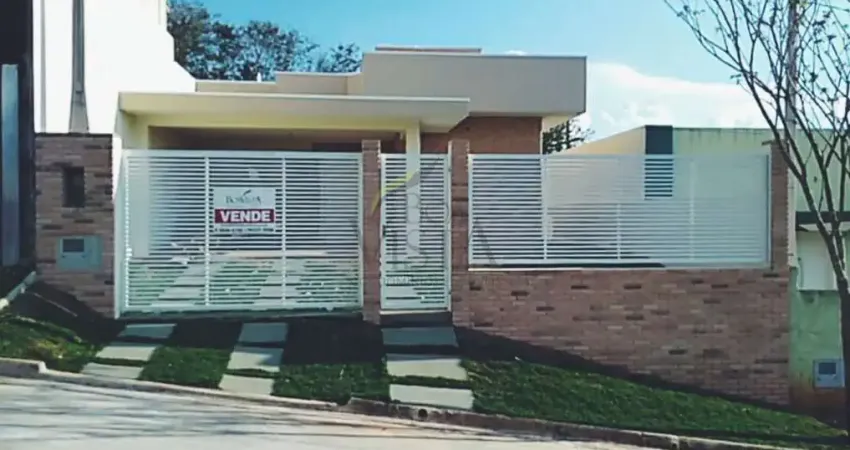 Casa à venda com 3 quartos, 1 suite, 2 vagas de garagem, com terreno de 250M², no bairro Jardim Ipe