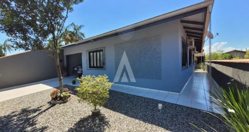 Casa com 3 quartos à venda na Rua Professor Eunaldo Verdi, --, Jardim Sofia, Joinville
