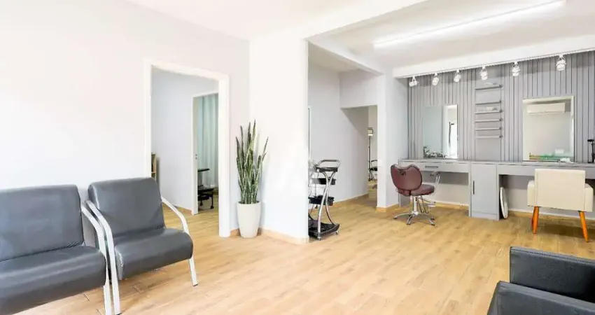 Casa comercial à venda na Rua Piratuba, --, Saguaçu, Joinville