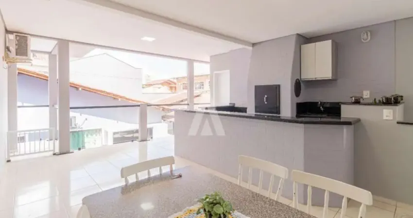 Sobrado com 1 suíte(s) mais 2 quarto(s) à venda no bairro costa e silva em joinville, por r$ 980.000.00.