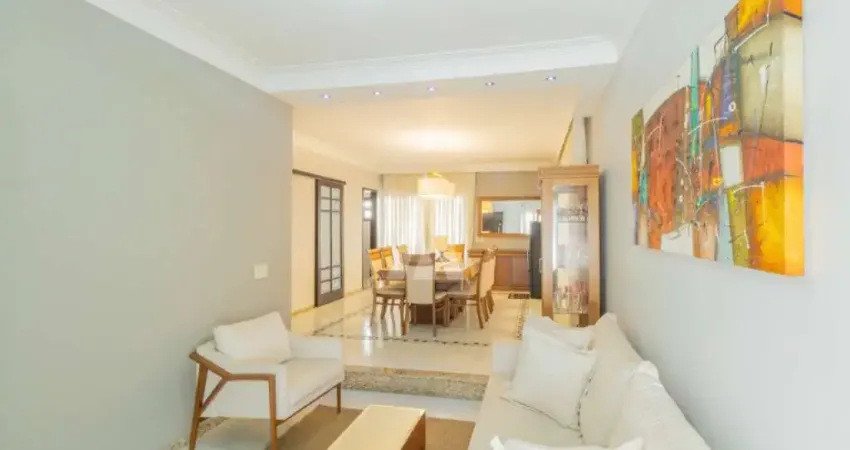 Sobrado com 1 suíte(s) mais 2 quarto(s) à venda no bairro Saguaçu em Joinville, por R$ 1.400.000.00.