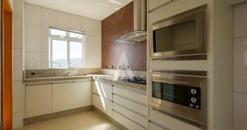 Cobertura com 1 suíte(s) mais 2 quarto(s) à venda no bairro costa e silva em joinville, por r$ 749.900.00.