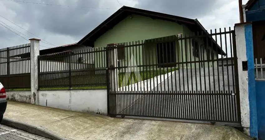 Casa com 4 quartos à venda na Mario Arins Caldeira, --, Floresta, Joinville