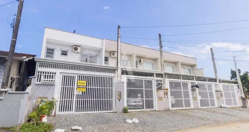 Casa com 2 quartos à venda na Martin Maul, --, Iririú, Joinville