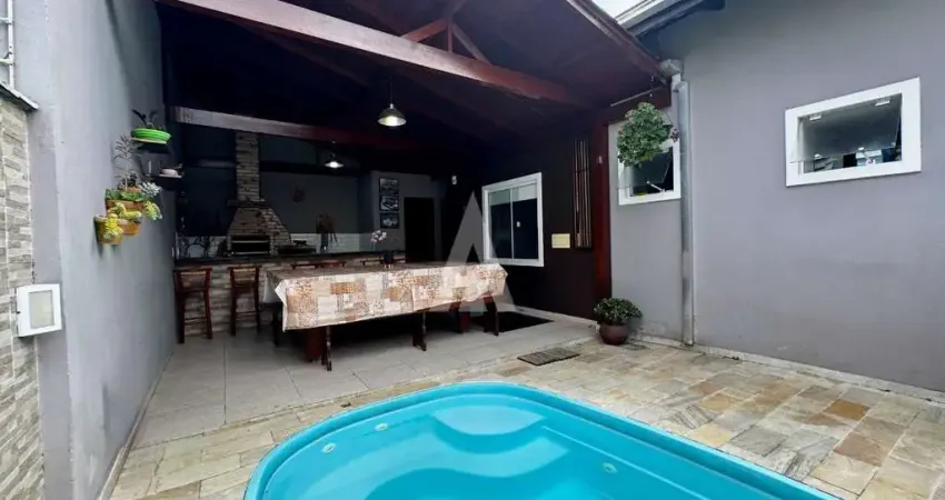 Casa com 3 quartos à venda na Rua Arlindo Correa, --, Vila Nova, Joinville