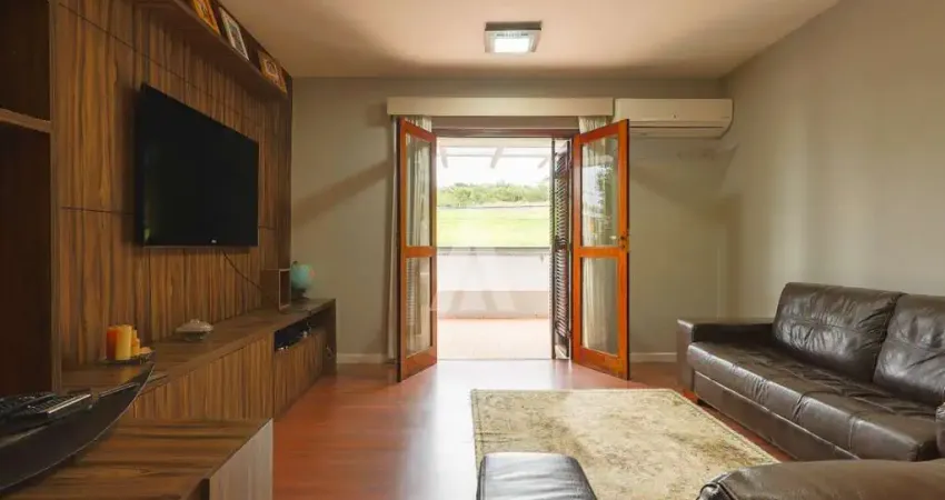 Casa à venda na Rua Alceu Koehntopp, --, América, Joinville