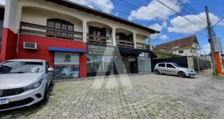 Prédio à venda na Avenida Prefeito Wittich Freitag, --, Iririú, Joinville