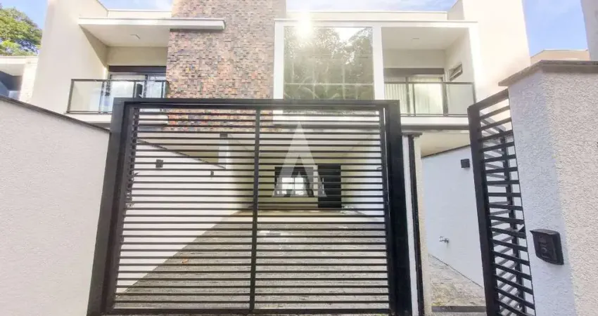Casa com 3 quartos à venda na Rua Ernesto Ravache, --, Santo Antônio, Joinville