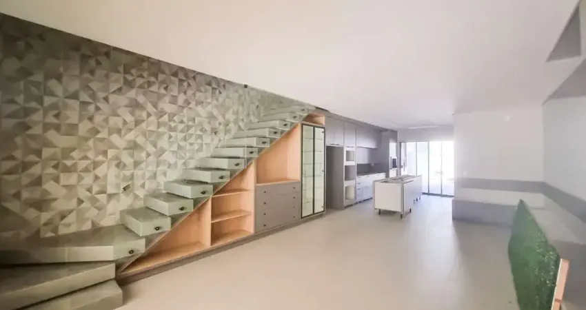 Casa com 3 quartos à venda na Rua Ernesto Ravache, --, Santo Antônio, Joinville