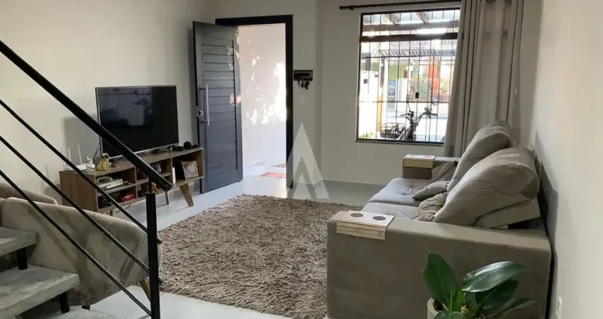 Casa com 3 quartos à venda na Rua São Leopoldo, --, Boa Vista, Joinville