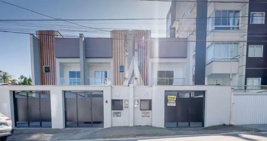 Casa com 3 quartos à venda na Rua Wolfgang Amon, --, Costa e Silva, Joinville