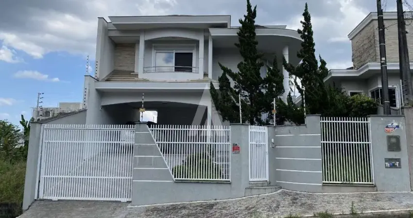 Casa com 3 suítes e 1 quarto à venda no bairro floresta em joinville-sc por r$2.000.000,00.